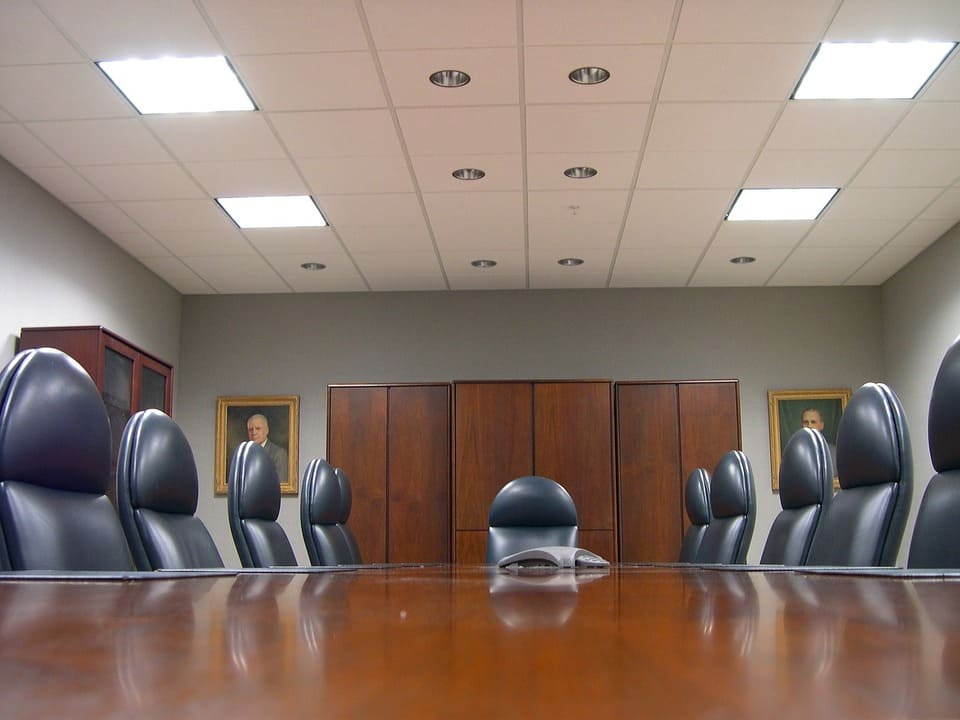 meeting-room-table-and-chairs